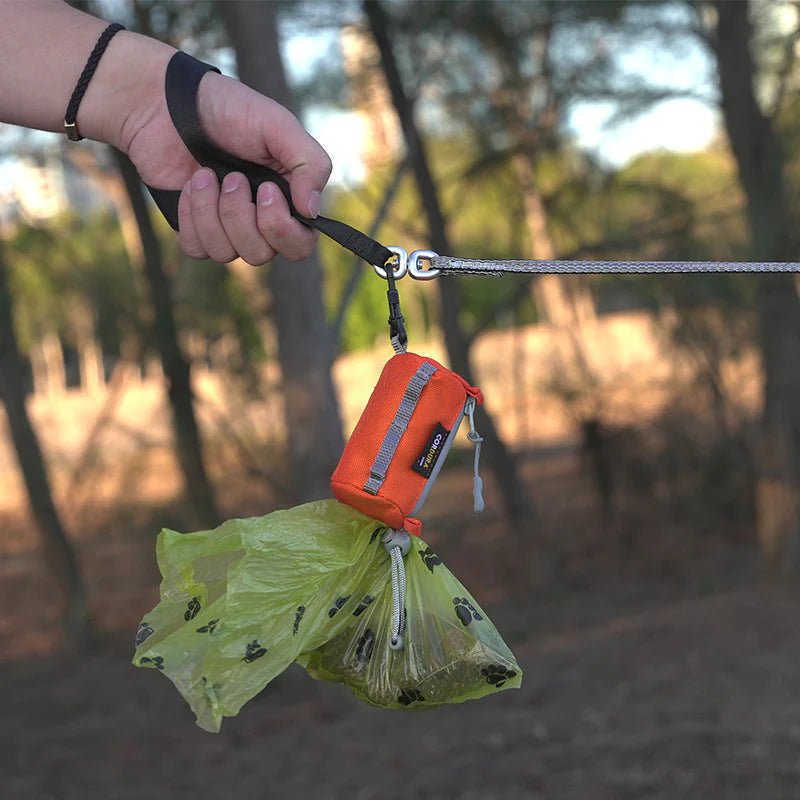 DOOMANLOAD Elastic Cord Dispenser Pouch — Best cinch on slim leash