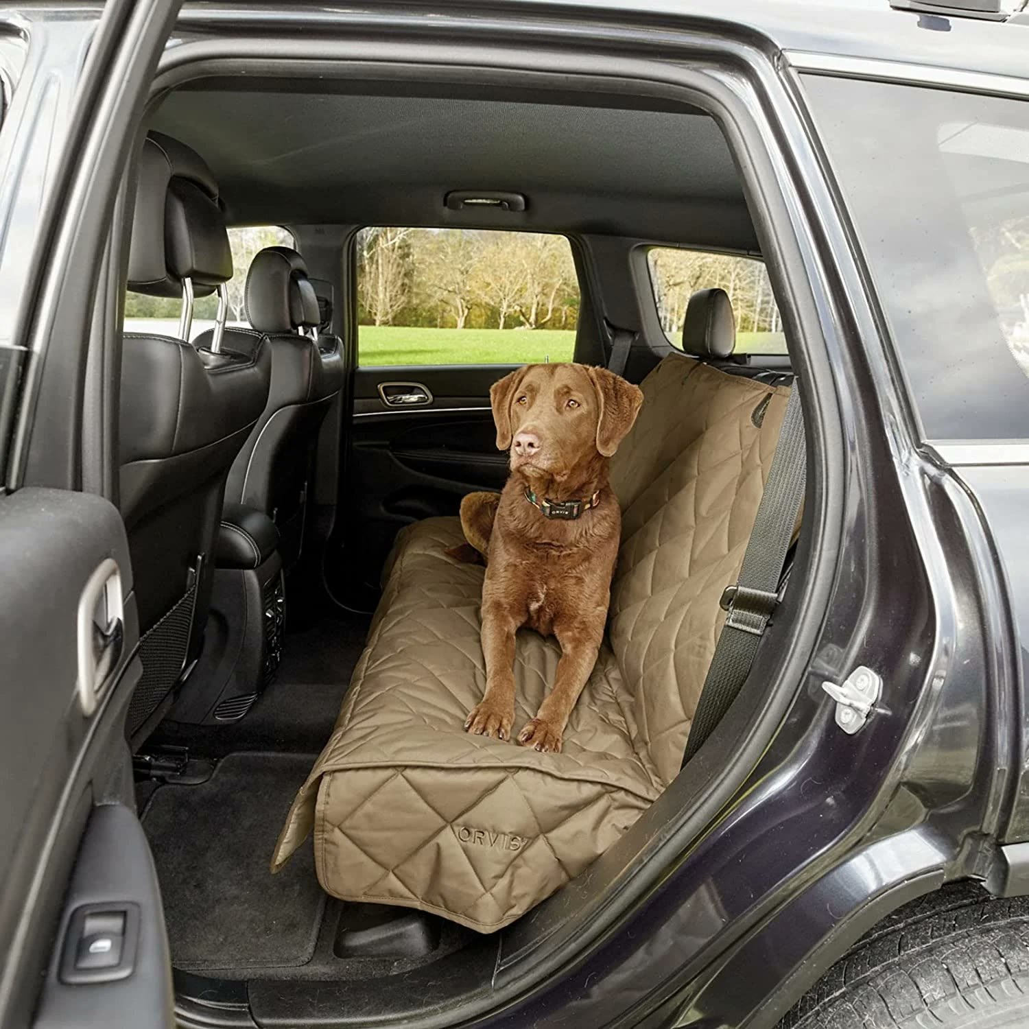4. Orvis Grip-Tight Quilted Hose-Off Backseat Protector — Best Bench + Hose-Off Combo