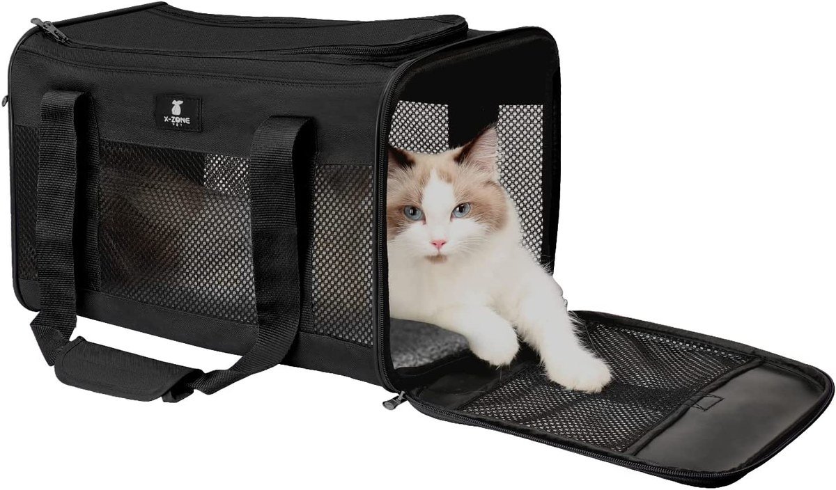 X-ZONE PET soft-sided kitten carrier in black with locking zippers, mesh ventilation and removable fleece pad