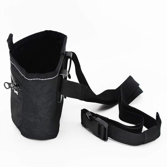 FARAER Dog Treat Pouch with Magnetic Closure and Training Clicker